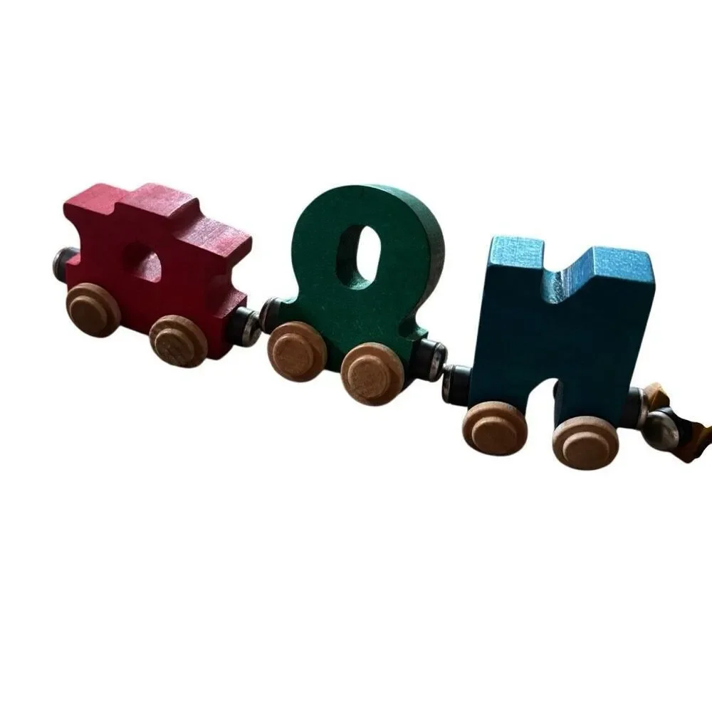 7 NameTrains Maple Landmark Letters